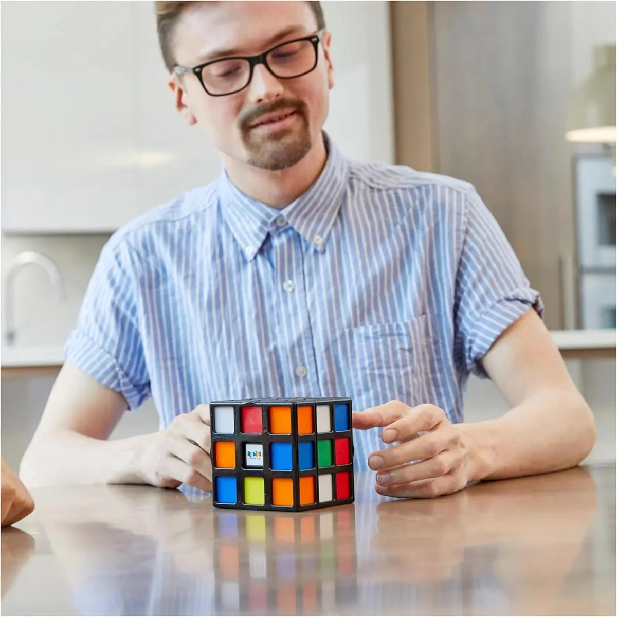 Rubik's - משחק כלוב